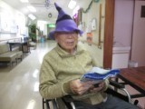 画像　プレゼントをする皆さん